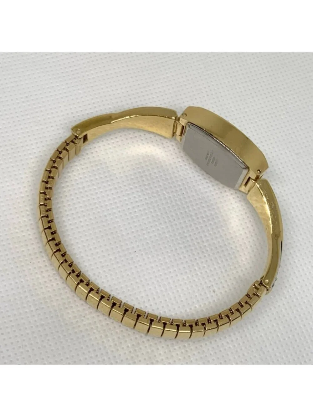 Gold tone women’s wrist watch quartz analog 18mm rhinestones running